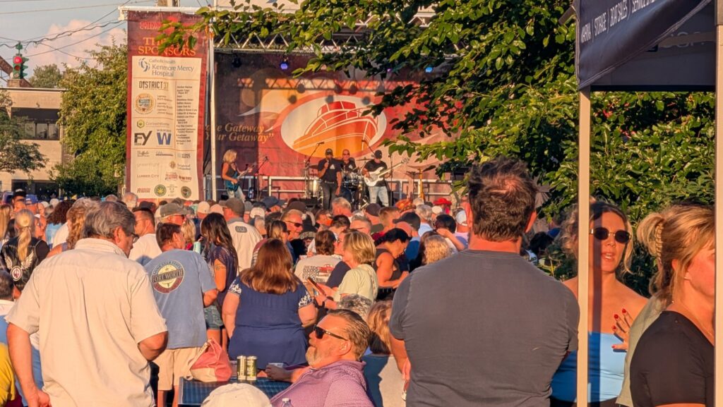Gateway Harbor Concert